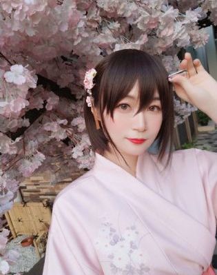 凸稳藏偷窥女厕小便_BD免费观看最新