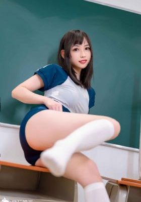 丰满的秘书年轻胸大的秘书_HD电影完整版