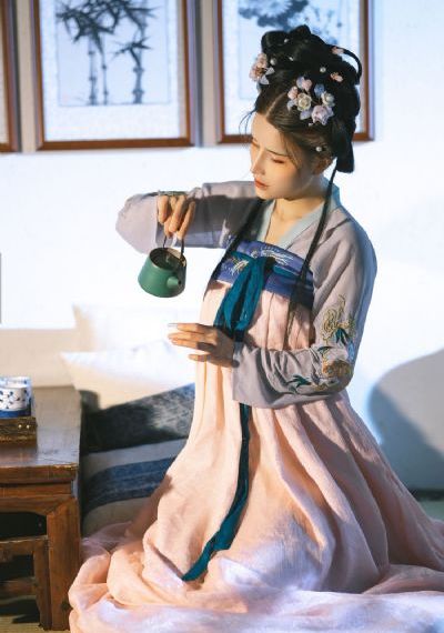 妻子奈特里动漫_国产剧HD在线观看