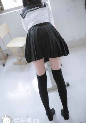 书剑恩仇录赵文卓版_BD英语全集在线观看
