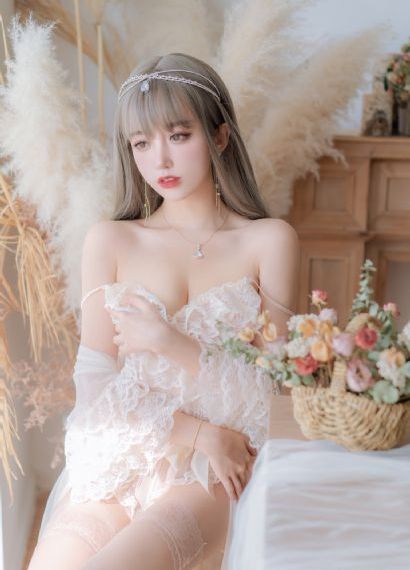 娇小枯瘦性色xxxxhd_快播高清无删减WWW